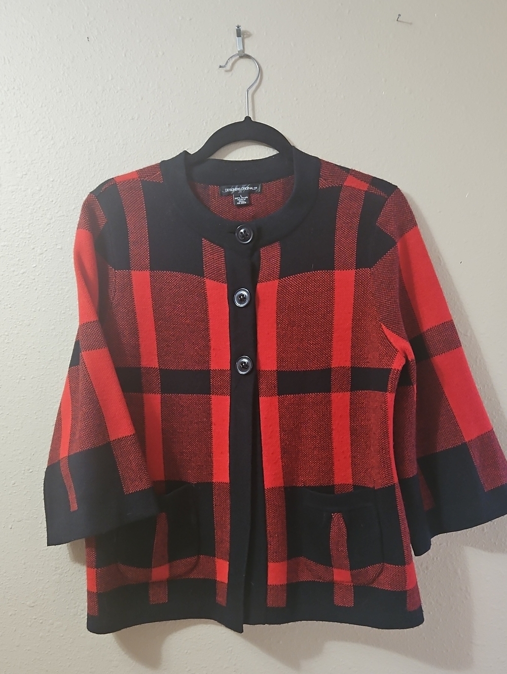 Designers Originals Red and Black/Red 3 Button Knit Cardigan